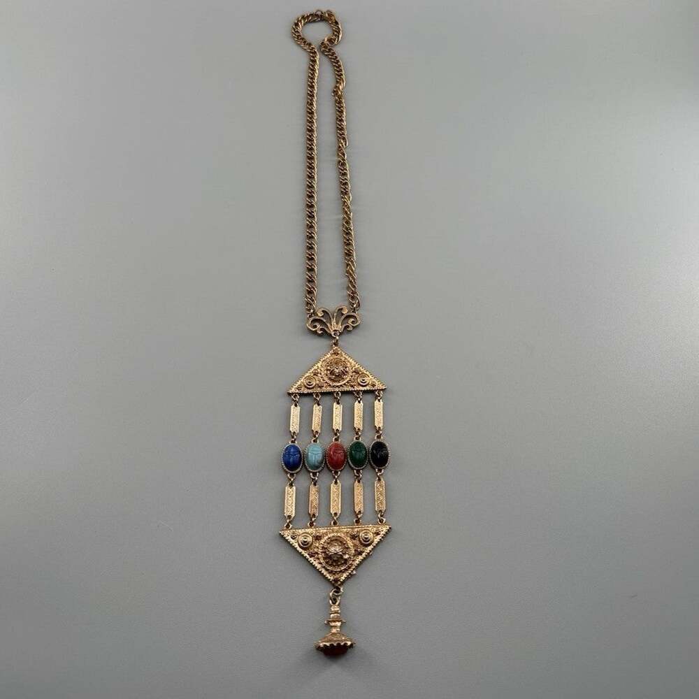 Vintage Egyptian Revival 5 Scarab Necklace Ornate Pendant Gold Tone Unsigned - Picture 3 of 9